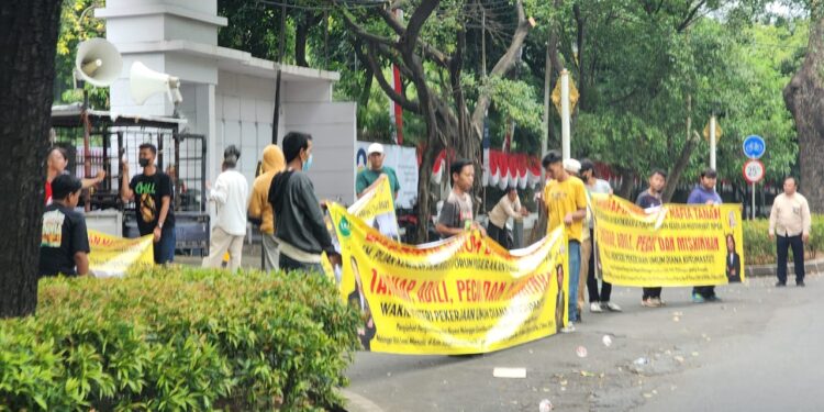 Lima Tahun Tanah Ulayat Dirampas, LSM Masyarakat Papua Tagih Janjinya Wamen PU Diana
