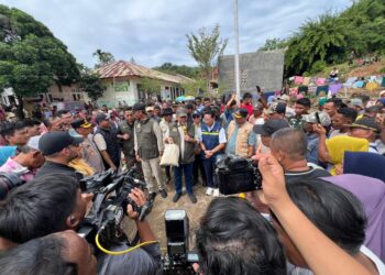 MPR RI Salurkan 5000 Paket Bantuan Sembako, Obat-Obatan, Hingga School Kit di Provinsi Aceh