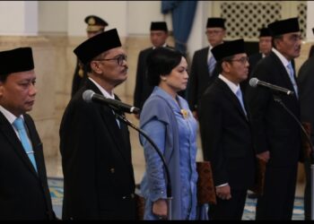 Prabowo Lantik 7 Anggota KY dan 6 Duta Besar, Tegaskan Peran Penjaga Marwah Peradilan dan Utusan RI di Dunia