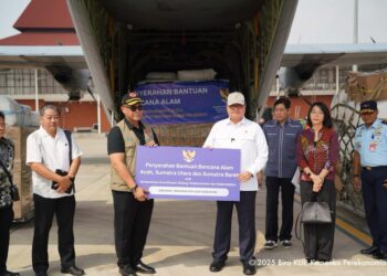 Menko Airlangga Lepas 40 Ton Bantuan untuk Korban Bencana di Sumatera, Atas Instruksi Langsung Presiden