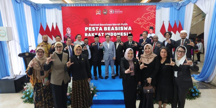 DPD RI Menggelar Pesta Beasiswa Rakyat Hadirkan Kesempatan Beasiswa Dalam dan Luar Negeri