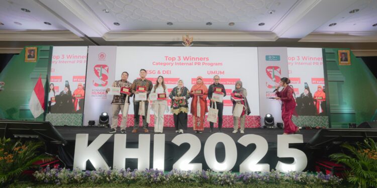 Bukan Cuma Politik, Fraksi PKS DPR RI Ternyata Jago Humas hingga Raih Penghargaan Nasional