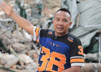 Hilang Istri, Tak Hentikan Tanggung Jawab: Kisah Prajurit TNI di Tengah Bencana