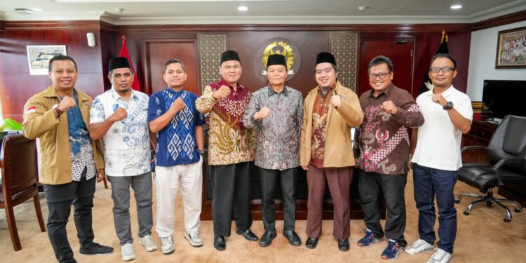 Terima JPRMI, HNW Apresiasi Peran Masjid Selamatkan Gen Z dan Bonus Demografi