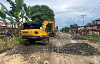 Jalan Sp. Blusuh–Sendawar Kaltim Diperbaiki, Kementerian PU Pastikan Kerja Sama Lintas Sektor Terus Berlanjut