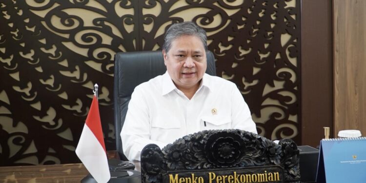 Airlangga: Industri Alas Kaki RI Tahan Banting, Ekspor Tembus USD7,28 Miliar