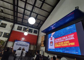 Pilkada Mau “Direbut” DPRD? Publik Kompak Menolak, LSI Denny JA Tawarkan Jalan Tengah