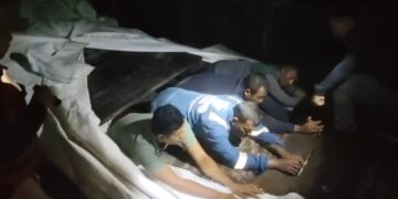 Kapal Nelayan Dibekuk, 500 Karung Timah Ilegal Rp 12,5 M Disergap TNI AL