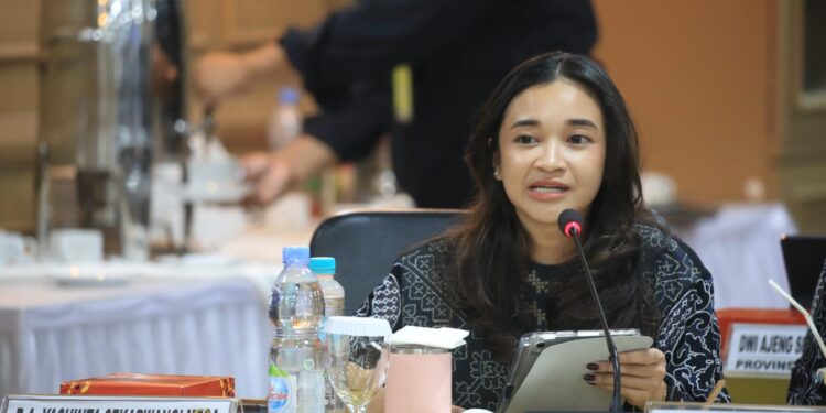 Yashinta Soroti Koperasi Merah Putih yang Bikin Desa Deg-degan