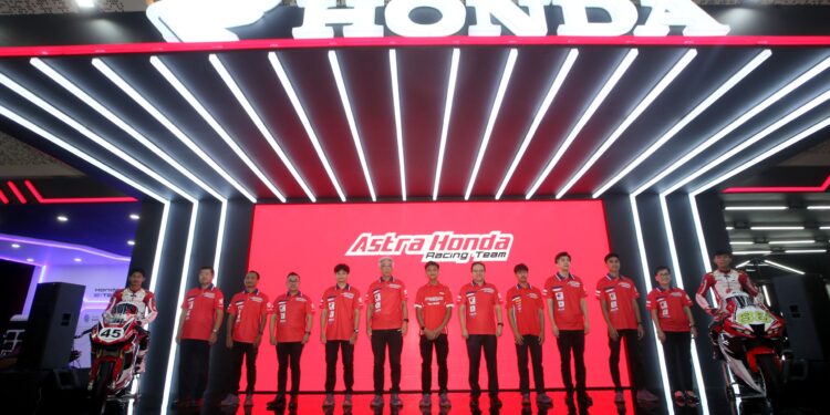 Honda Bikin IIMS 2026 Berguncang! AHM Tebar Skutik Baru, Motor Balap Dunia, hingga EV Canggih