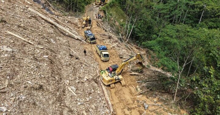 Hujan Ekstrem Picu 27 Longsoran, Menteri PU Pastikan Konektivitas Jayapura–Wamena Segera Pulih