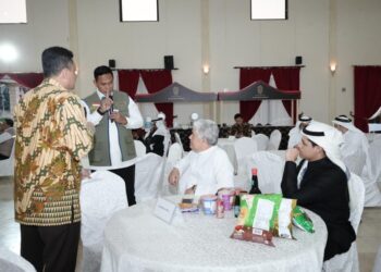 Nasi Indonesia Mau “Naik Haji”! Bulog Tawarkan Beras Premium ke Arab Saudi, Target Ribuan Ton Tembus Pasar Timur Tengah Tahun Ini