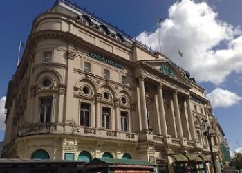 Dari Ditolak Salat hingga Mendirikan Masjid di Jantung London: Langkah Visioner Asif Aziz Ubah Ikon Kota Jadi Ruang Ibadah
