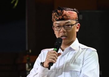 Ketum Partai Harap-harap Cemas, Teddy hingga Sugiono Disebut Alternatif Dampingi Prabowo di 2029