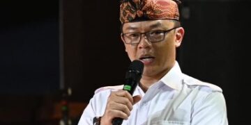 Ketum Partai Harap-harap Cemas, Teddy hingga Sugiono Disebut Alternatif Dampingi Prabowo di 2029
