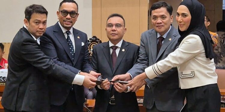Sahroni “Comeback” ke Komisi III DPR, Setelah Sempat Tersingkir Gara-Gara Kontroversi: NasDem Atur Ulang Panggung Politik?