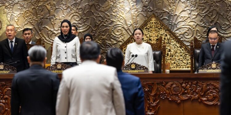 Tutup Masa Sidang, Puan Maharani “Sapu Bersih” Isu Nasional: Dari Reformasi Bea Cukai, BPJS PBI, Alutsista hingga Ancaman Child Grooming — DPR Klaim Siap Kawal Rakyat Tanpa Libur