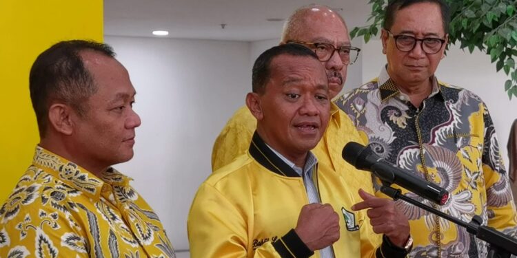 Bahlil Sentil Kader Golkar: Bukan Anak Pejabat, Bukan Sahabat, Tak Performa Silakan Minggir