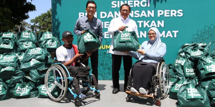 Idul Fitri 1447 H, BSN Bagikan Ratusan Paket Sembako