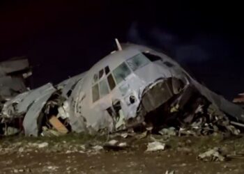 Pesawat Hercules Pengangkut Rp 1 Triliun Jatuh di Bolivia, Uang Dijarah Massa, Pemerintah Batalkan Seluruh Seri Uang