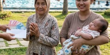 VIRAL! Desa Ini Bagi-Bagi THR Rp585 Juta, Bayi Baru Lahir Ikut Kebagian