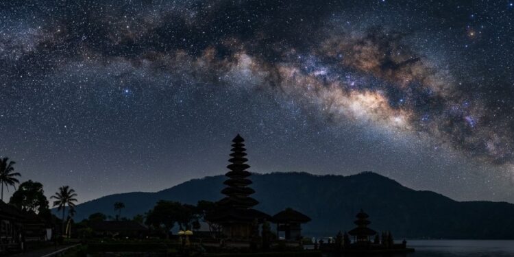 19–20 Maret Jadi Momen Langka, Bali Berubah Jadi Surga Astrophile dengan Langit Penuh Bintang Saat Nyepi