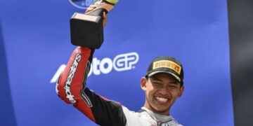 Indonesia Akhirnya Naik Podium Dunia! Veda Ega Pratama Finis 3 di Moto3 Brasil Usai Comeback Gila dari Posisi 10
