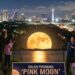 Pink Moon April 2026 Muncul, Tapi Jangan Kaget, Bulannya Nggak Akan Berwarna Pink