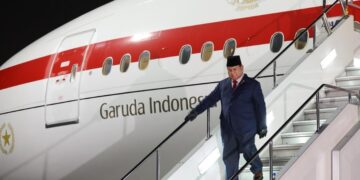 Tiba di Tokyo, Prabowo, Disambut Pejabat Jepang dan Siap Perkuat Kerja Sama Strategis dengan Jepang