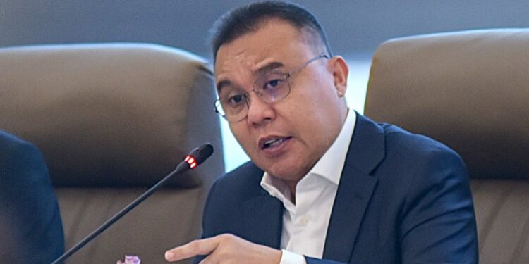 BBM Dipastikan Belum Naik, DPR dan Pemerintah Minta Warga Tetap Tenang