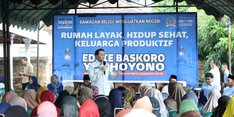Wakil Ketua MPR RI Ibas Dorong Rumah Layak dan Keluarga Produktif di Desa Carat melalui BSPS