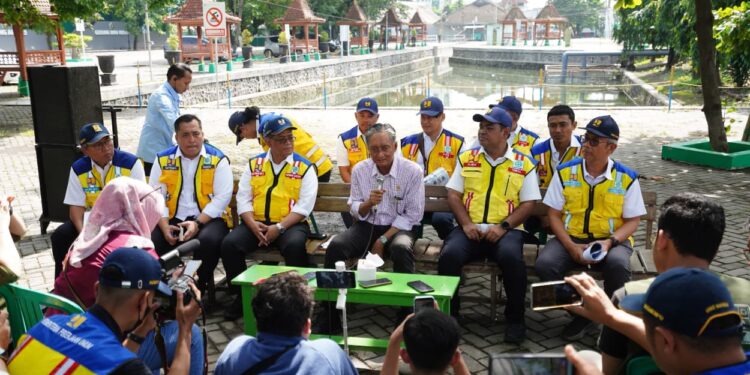 Pastikan Mudik Aman, Kementerian PU Perkuat Jalan Nasional dan Pengendalian Banjir di Jawa Tengah