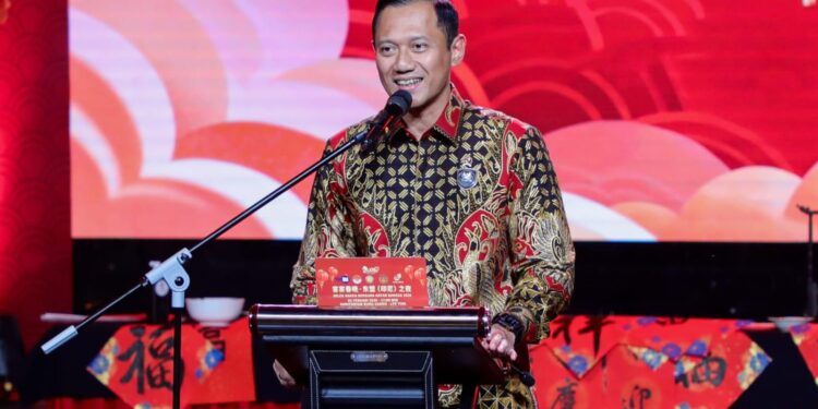 Kunker ke Singkawang, Menko AHY Hadiri Perayaan Cap Go Meh dan Cek Pembangunan Infrastruktur Strategis