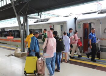 Siap-Siap War Tiket Kereta Murah Mudik Lebaran 2026, Mulai 16.30 WIB Sore Ini
