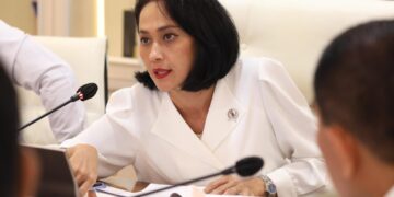 Wamen Christina: Evakuasi PMI dari Iran Bukti Negara Hadir Melindungi WNI