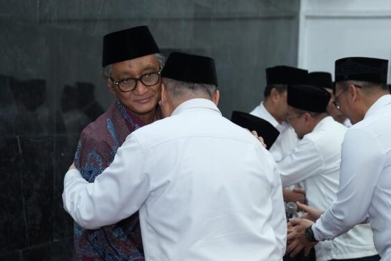 Menteri Dody Lepas 82 Calon Jemaah Haji Kementerian PU, Tekankan Nilai Keikhlasan dan Kebersamaan