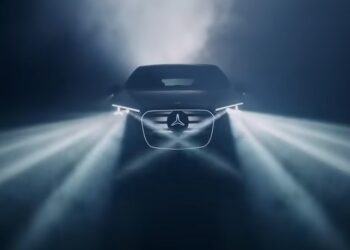 Mercedes-Benz C-Class Electric Resmi Debut: Baterai 94 kWh, Jarak Tempuh 762 Km, Pengisian 10 Menit Tambah 325 Km