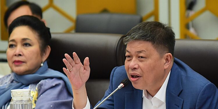 Banpang Seret, Harga Naik! Alex Indra Lukman Sentil Keras Bulog: Jangan Cari Alasan, Rakyat Keburu Terdampak