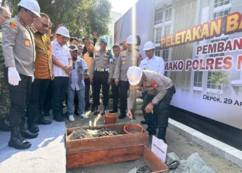 Kapolda Metro Jaya Letakkan Batu Pertama Mako Polres Depok, Tegas Minta Polisi Humanis dan Jangan Sakiti Hati Rakyat