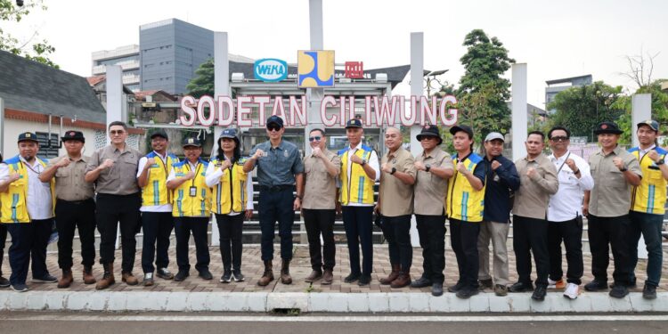 AHY Sebut Proyek Normalisasi Ciliwung Masih Butuh Penyelesaian 16 Kilometer Lagi