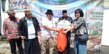 DNIKS Salurkan Daging Kurban untuk Disabilitas hingga Warga Prasejahtera
