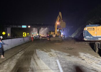 Kementerian PU Pulihkan Jalur Tol Bocimi KM 72 Usai Diterjang Longsor
