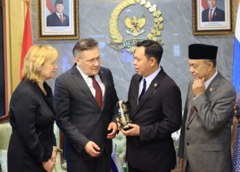 Ketua DPD RI Sultan Terima Kunjungan Dirjend Badan Atom Rusia Bahas Potensi Pengembangan PLTN