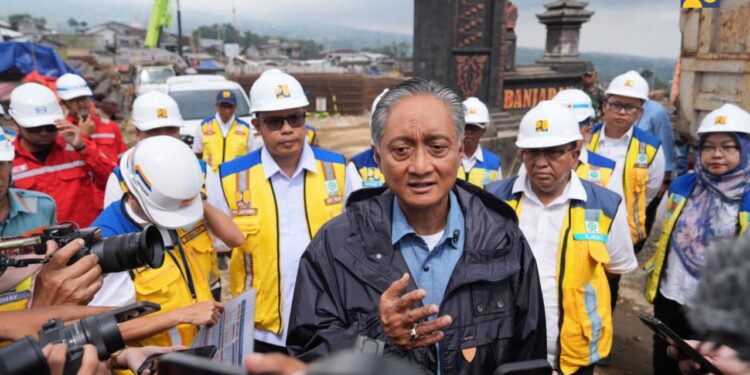 Menteri Dody Tinjau Percepatan Pembangunan Sekolah Rakyat di Wonosobo