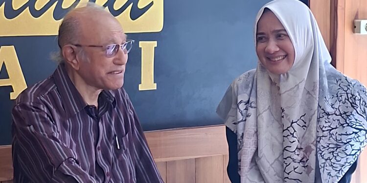 Senator Aceh Darwati Apresiasi Langkah Mualem Cabut Pergub JKA: Rakyat Kini Bisa Berobat Tenang