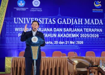 Ketua DPD RI Beri Pembekalan 1.760 Calon Wisudawan UGM, Ingatkan Dunia Nyata Lebih Keras dari Kampus