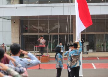 Hari Kebangkitan Nasional ke-118, Setjen DPD RI Gelar Upacara Bendera