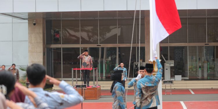 Hari Kebangkitan Nasional ke-118, Setjen DPD RI Gelar Upacara Bendera