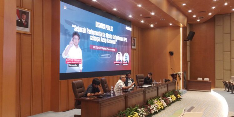 HUT ke-58 Majalah Parlementaria: Bonnie Triyana Dorong DPR Jadikan Parlementaria Saksi Zaman dan Sumber Sejarah Nasional