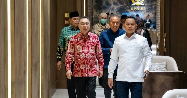 Dasco Buka Banyak Isu Sekaligus! UU Pemilu Direvisi, UU P2SK Dikebut, hingga Jawab Kritik Kunjungan Luar Negeri Prabowo